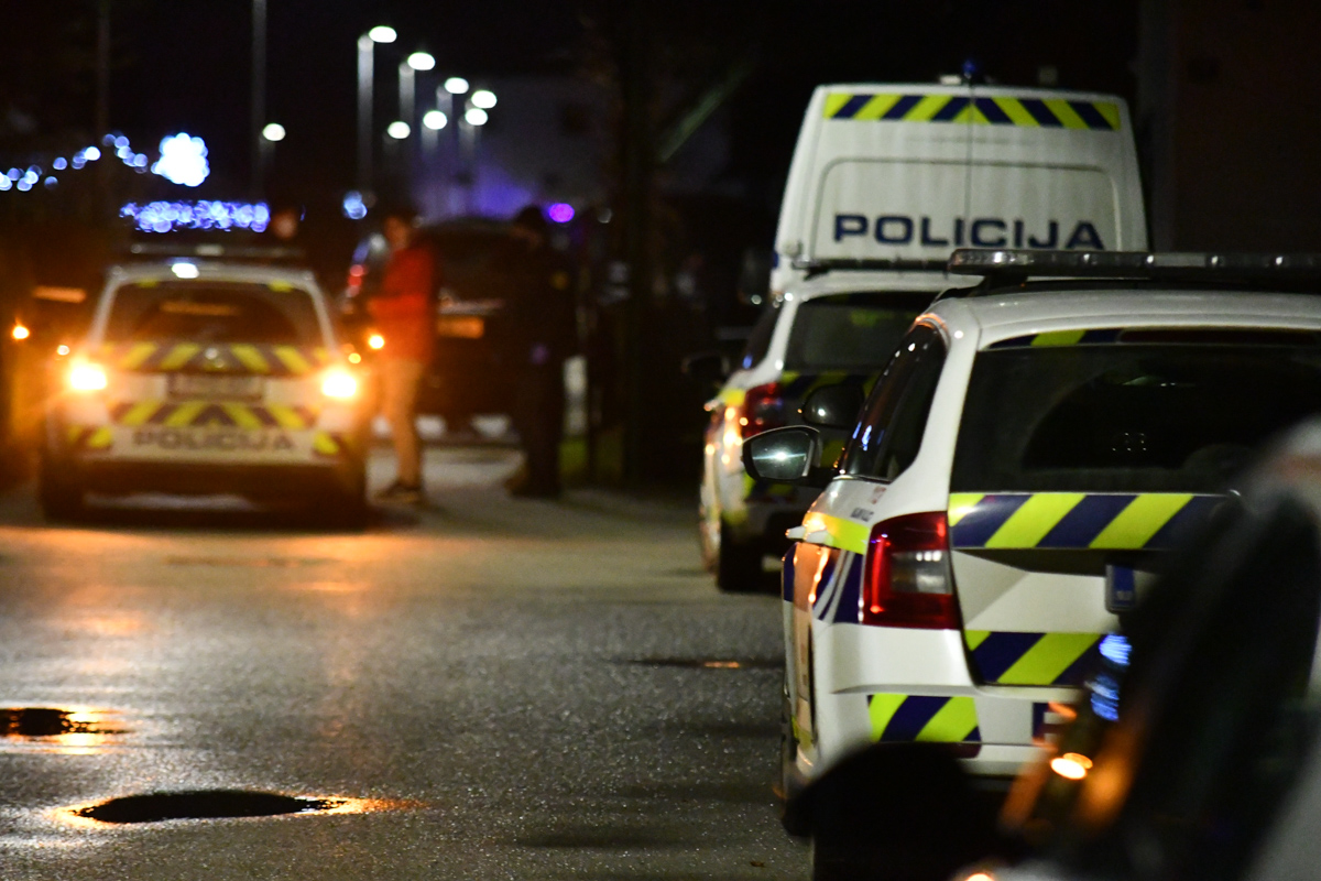 Kaj se dogaja v Sloveniji? Najprej skupina napadalcev pretepla 16-letnika, kasneje še 25-letnika