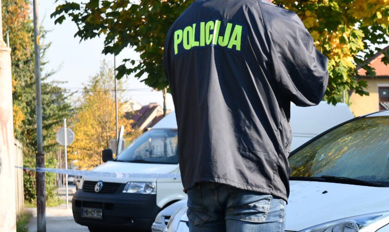 Anonimka sprožila eno najobsežnejših preiskav urada za preprečevanje pranja denarja
