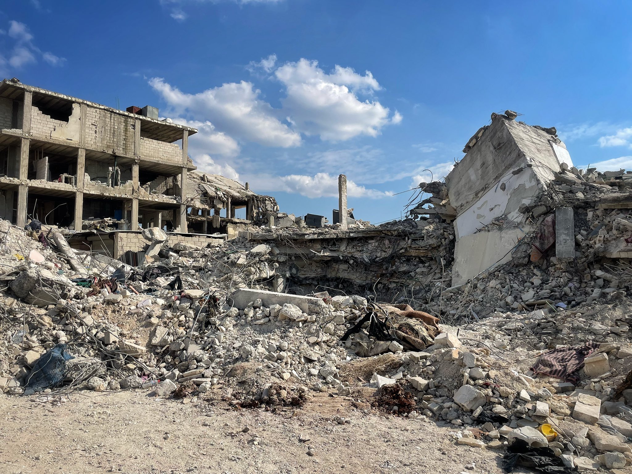Nov potres v Turčiji in Siriji: Trije mrtvi, več sto poškodovanih
