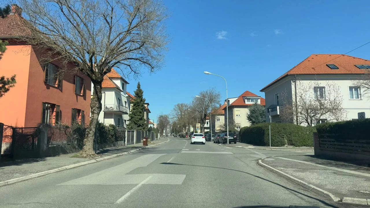 Ljubljanska ulica v Mariboru tik pred obsežno prenovo