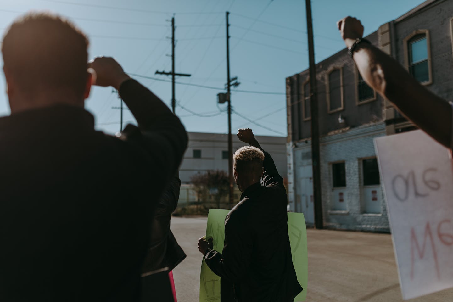 Izredne razmere v Tanzaniji – opozorilo slovenskim državljanom