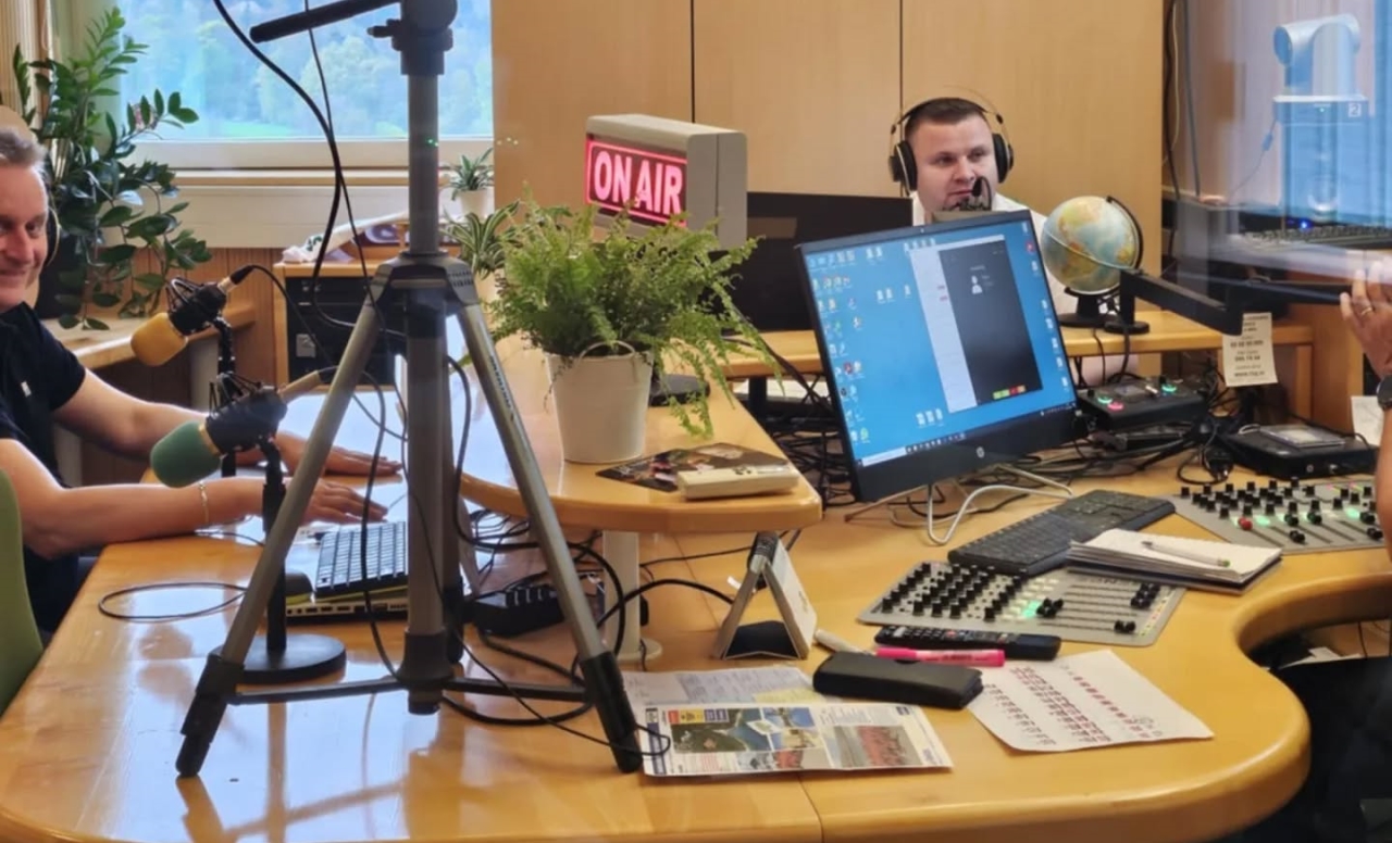 Radio Slovenske gorice se po treh desetletjih poslavlja, prihaja Toti Radio Lenart