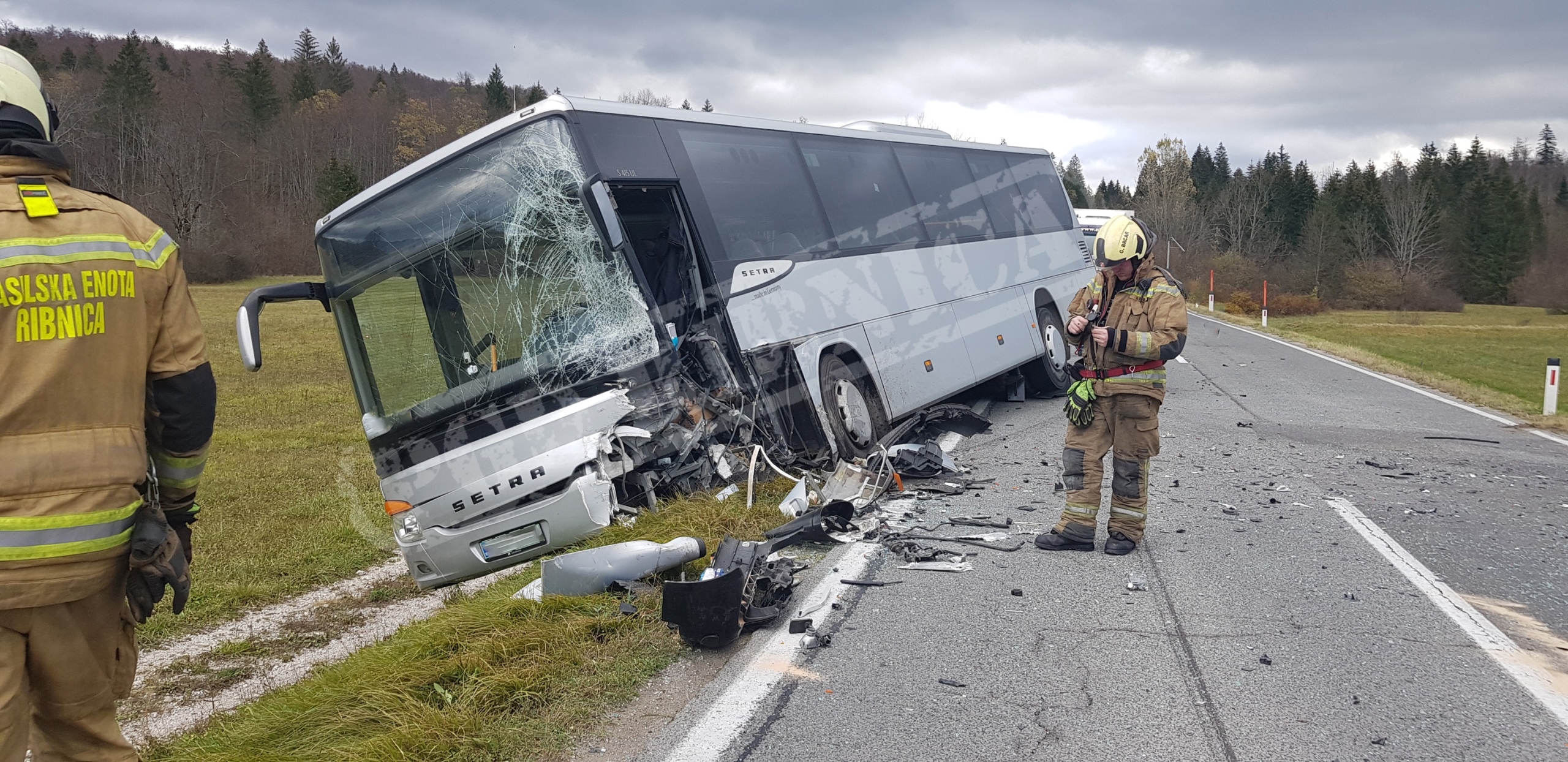 FOTO: S skrajnimi napori skušali rešiti življenje, a se ni izšlo