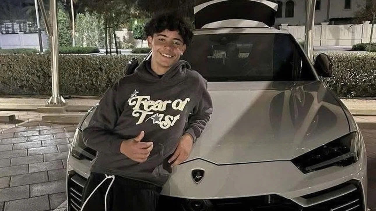 Christiano Ronaldu 15-letnemu sinu kupil prestižni Lamborghini, čeprav ga še ne sme voziti