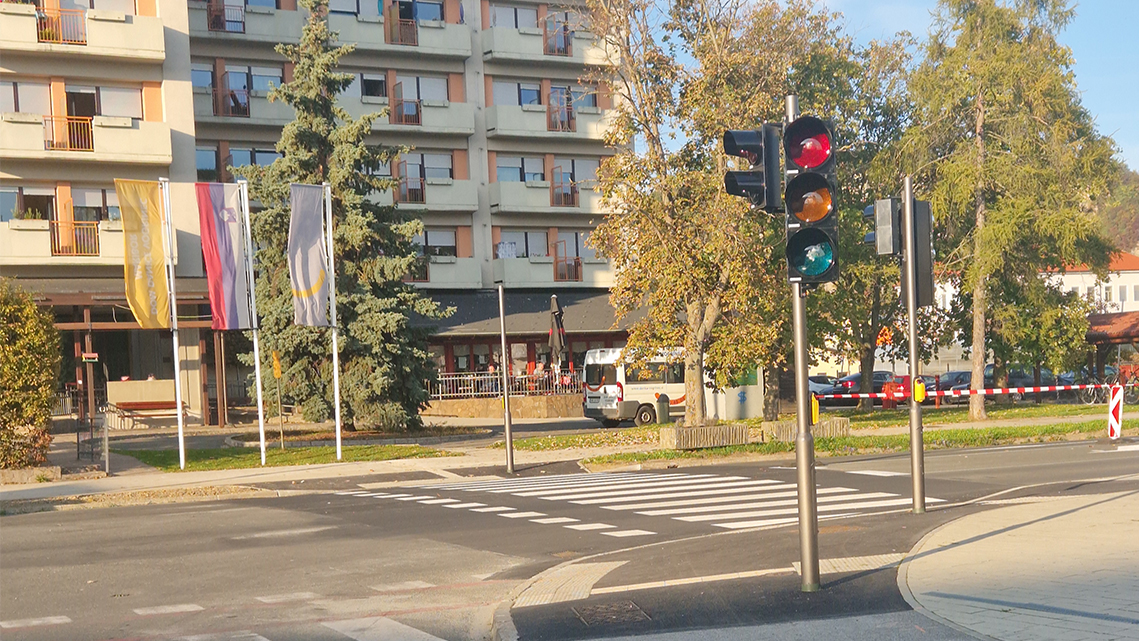 Prenova Čufarjeve in Šolske ulice: Novi semafor, novi pločnik in kolesarska steza
