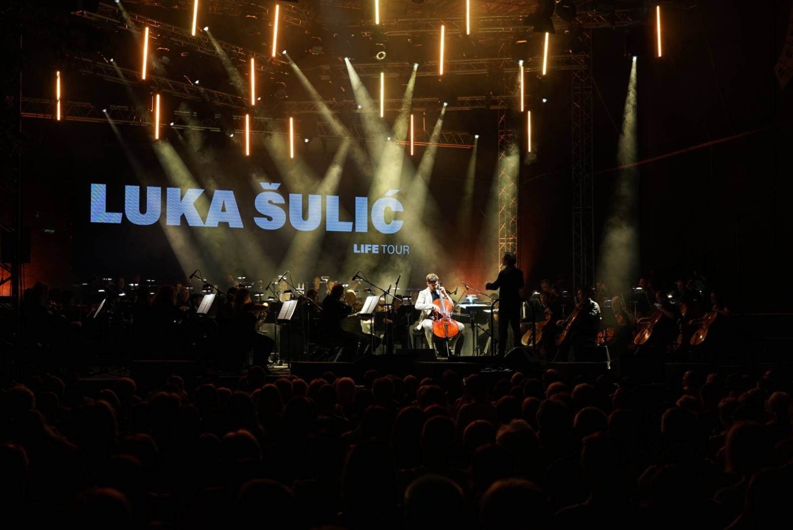 FOTO: Prva noč Festivala Lent v znamenju nepozabne glasbe
