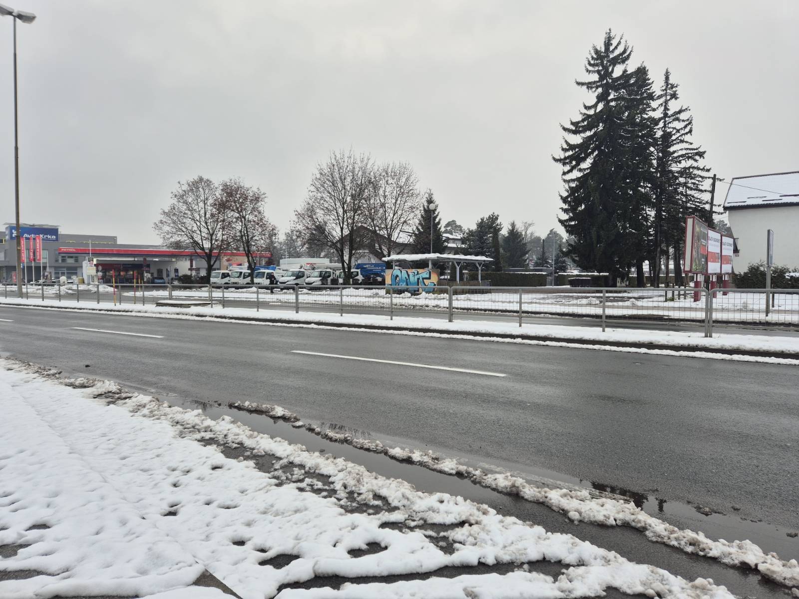 Zakaj nas na severovzhodu tako zebe? Meteorologi opozarjajo: Pripravite se na sredo