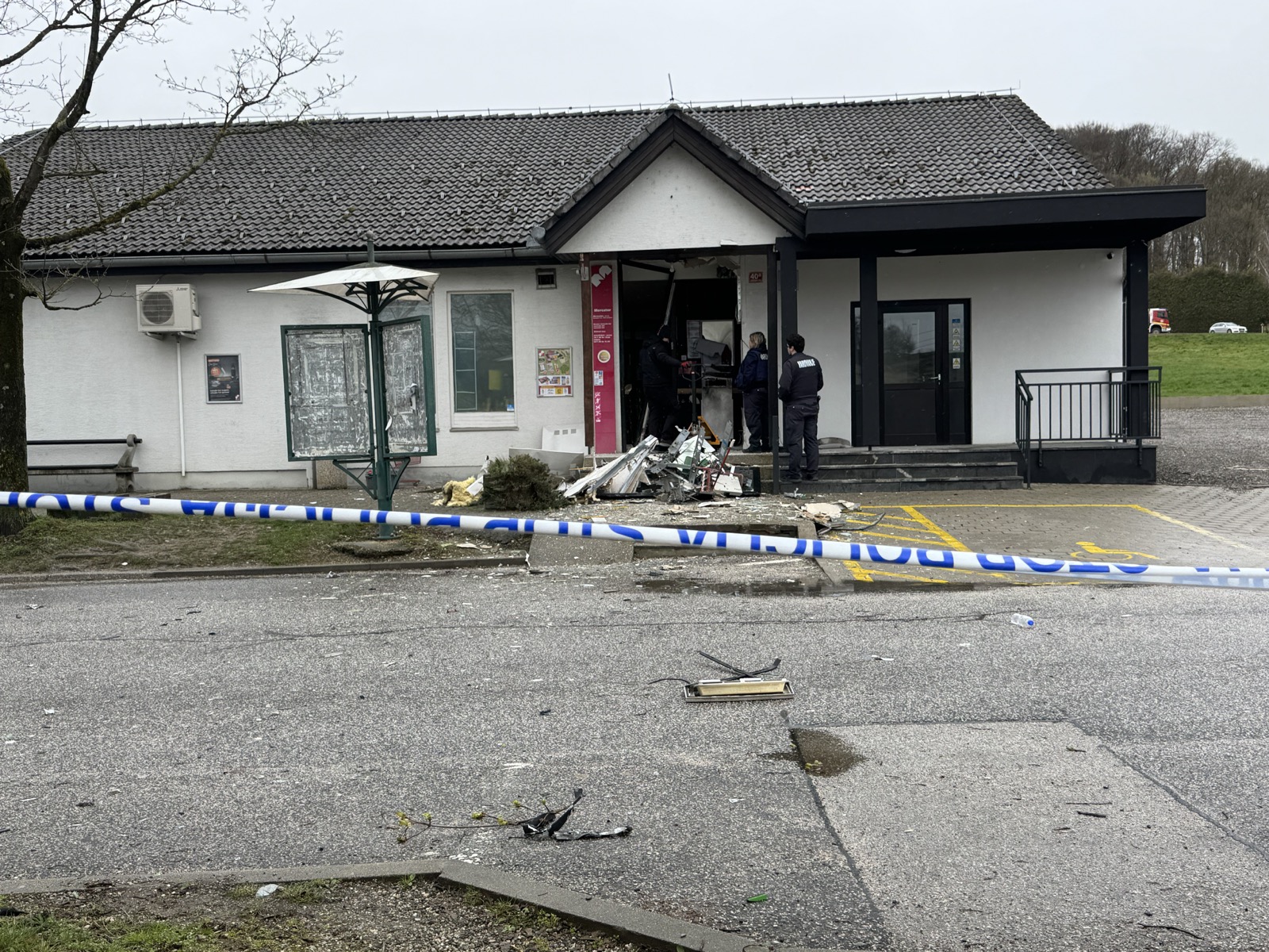 FOTO: Eksplozija v okolici Maribora prebudila prebivalce, poteka obsežna kriminalistična preiskava