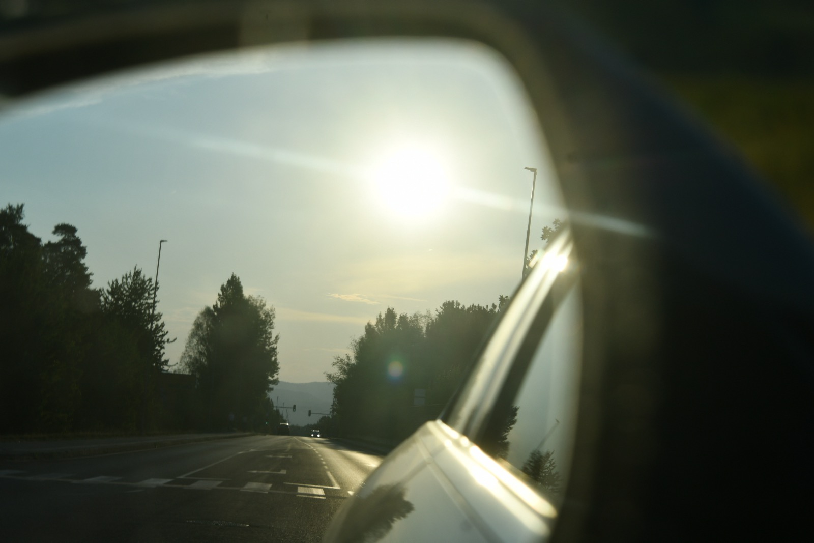 Meteorologi z rdečim opozorilom, od jutri dalje prihaja nas čaka še bolj neznosna vročina