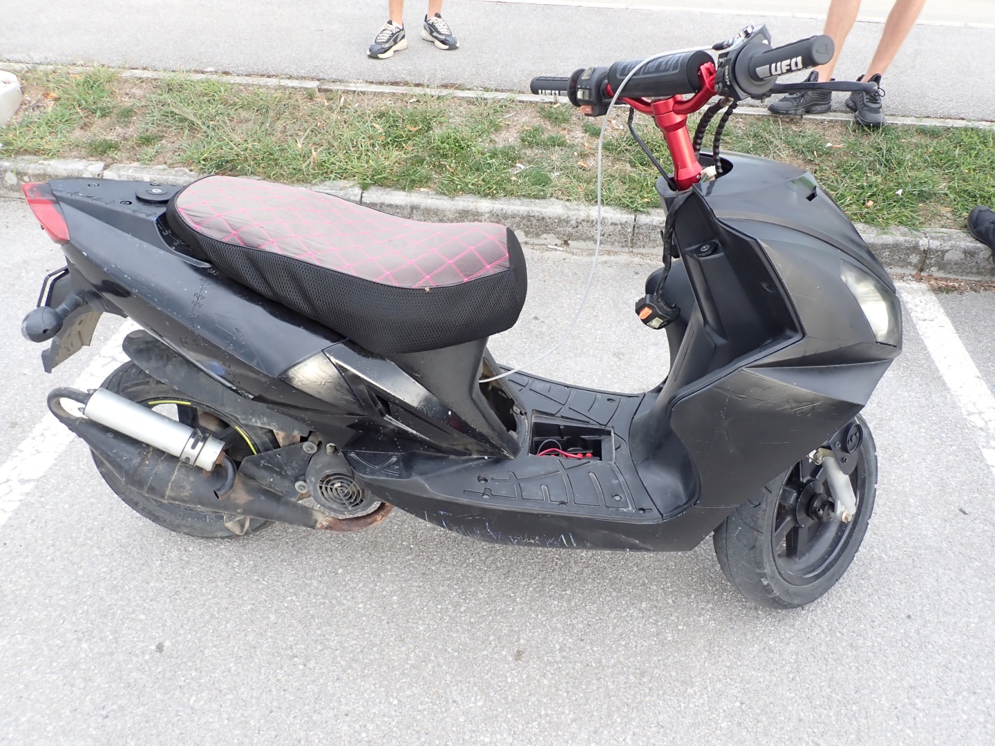 Celjski policisti letos zasegli že 99 motorjev in mopedov, več kot polovica jih je bila predelanih