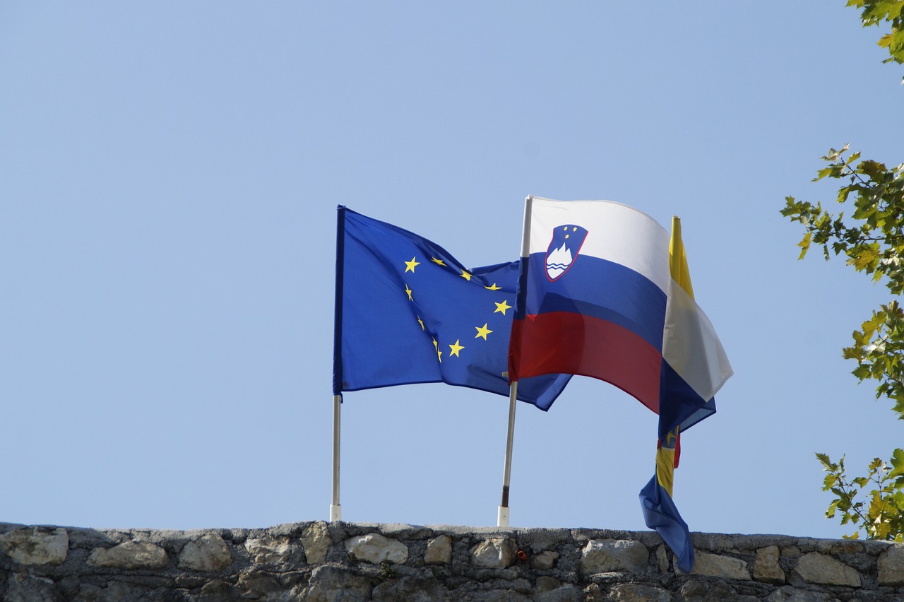 Sporočilo iz Bruslja: Če slovenska vlada ne bo naredila tega, bodo sledile posledice
