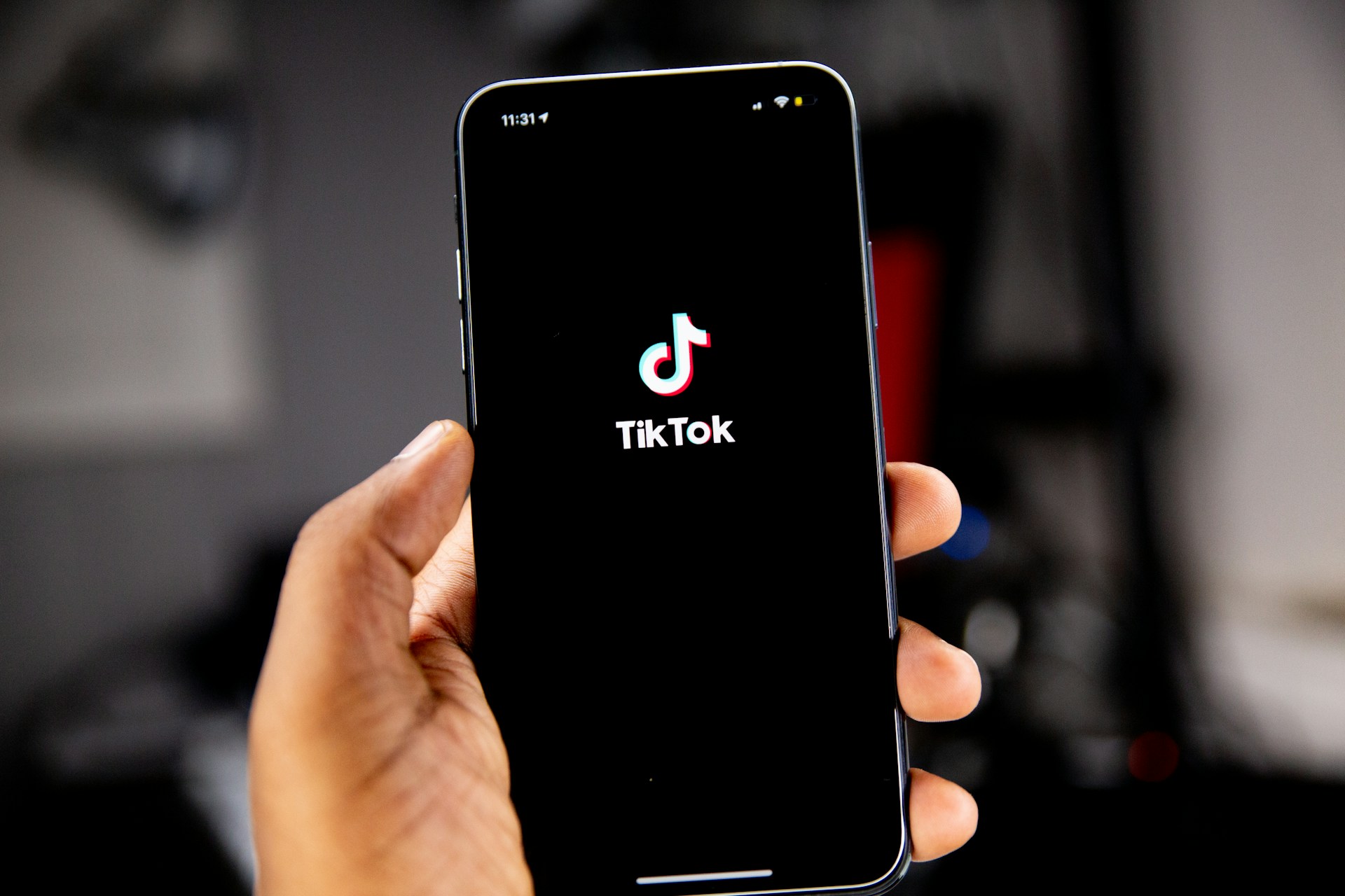 TikTok bo moral zaradi posredovanja podatkov Kitajski plačati kar 530 milijonov evrov