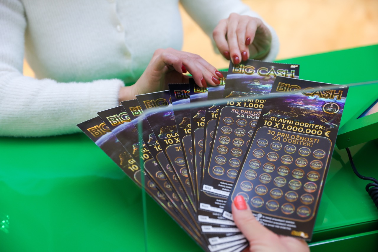 Loterija Slovenije izdaja srečko z možnostjo milijonskega dobitka