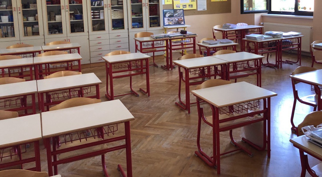 Zakaj število dijakov v Sloveniji vztrajno narašča, čeprav se rodi vse manj otrok?