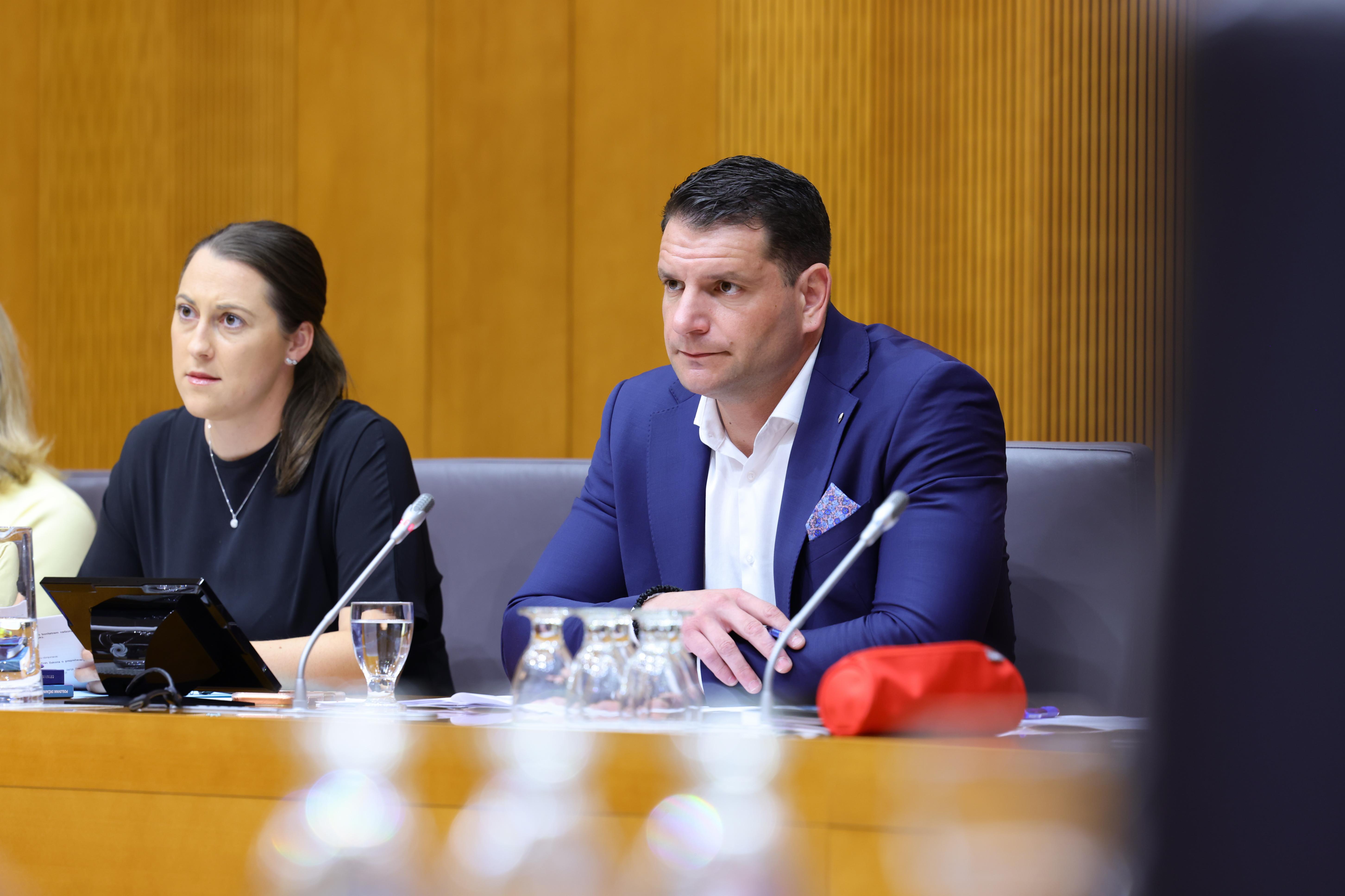 Zoran Stevanović: "Spletna peticija ne more odločati o tem, kdo bo poslanec"