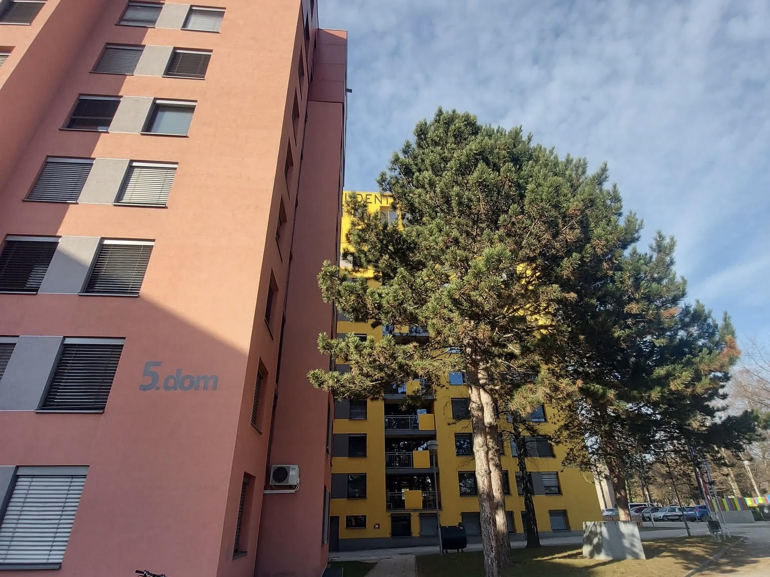 Domovi bodo polni: Okoli 200 študentov bo na posteljo čakalo tudi po začetku študija
