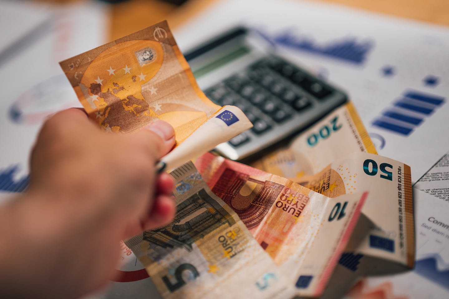 Delodajalci bodo lahko prejeli 710 evrov mesečno za zaposlitev mlade brezposelne osebe