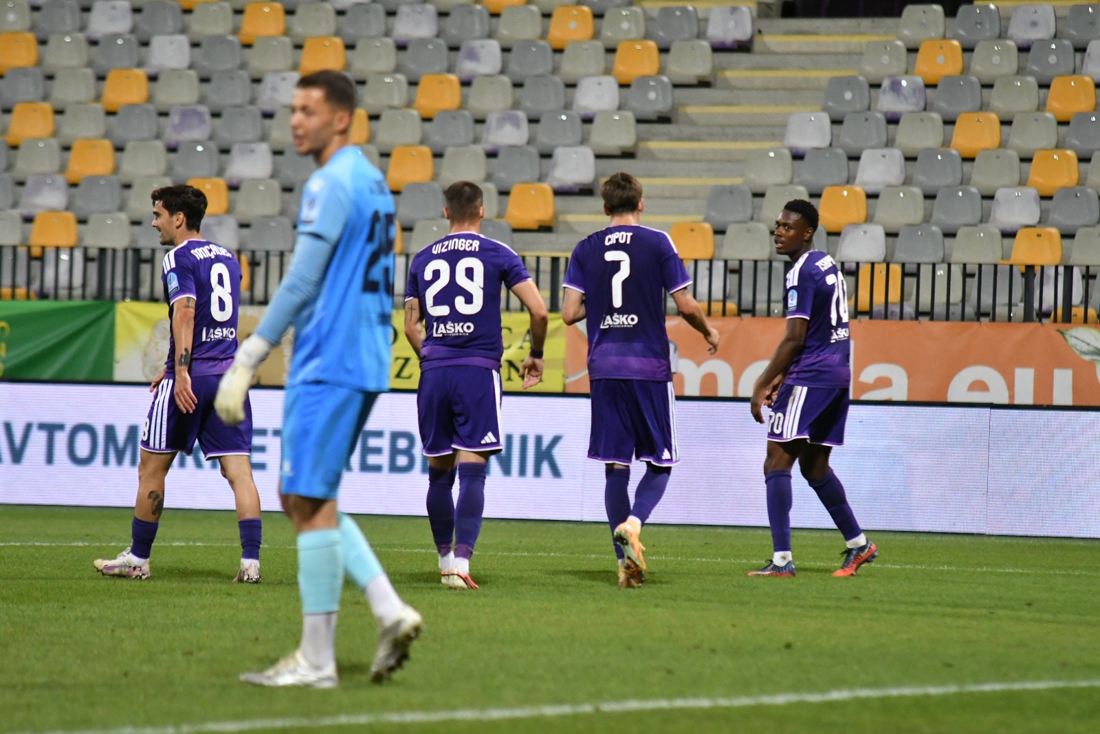 Po manjši drami Maribor do treh točk pri Nafti