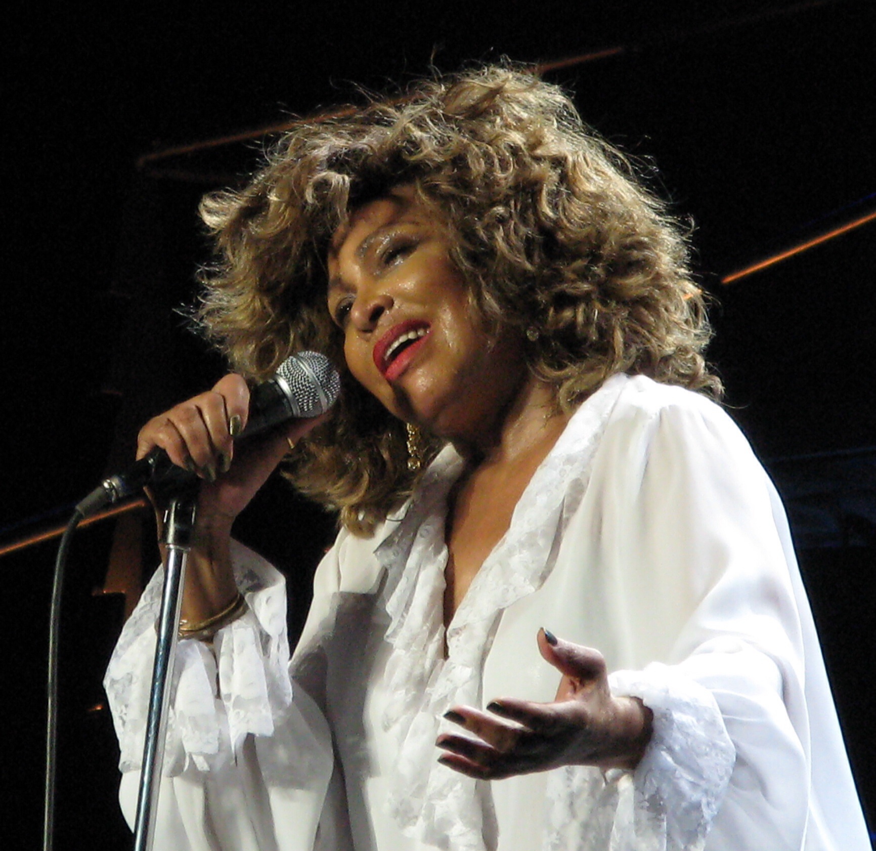 Umrla je legenda Tina Turner