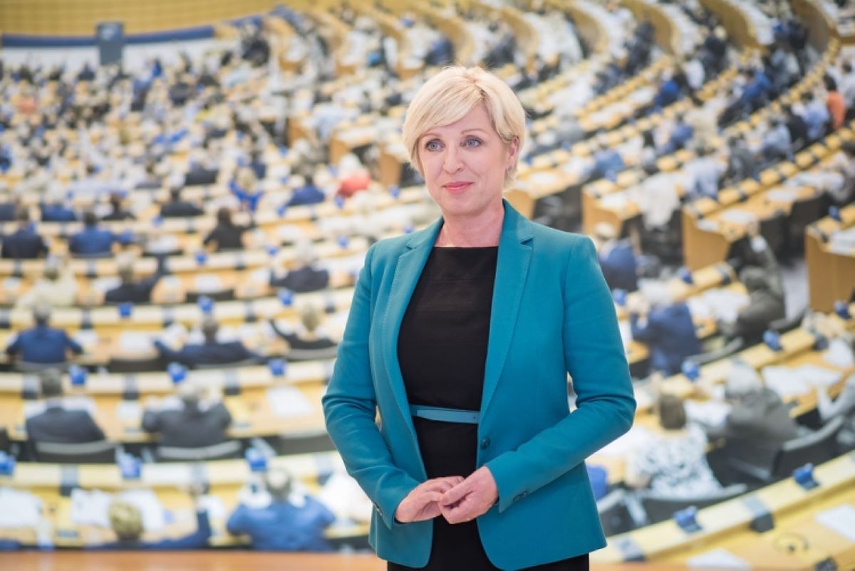 Evropske volitve: SDS se nasmiha največ poslancev, kako kaže Svobodi?