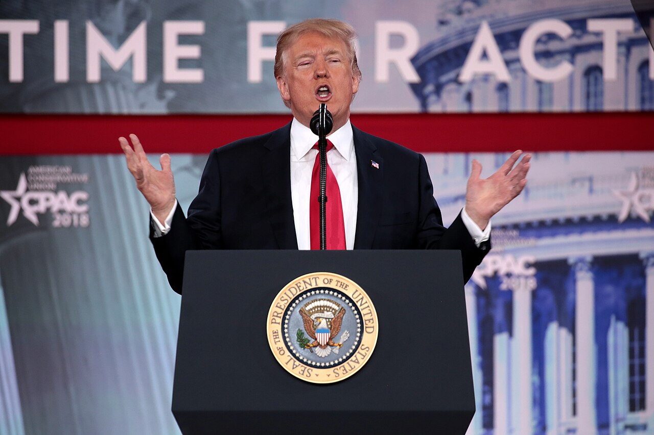 Trump z resno grožnjo: Iran bi lahko pokončali v eni noči