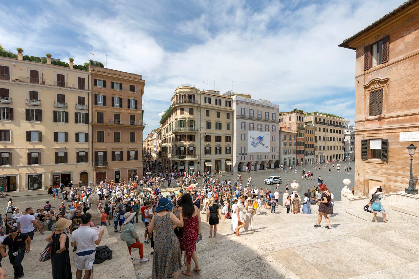 Globalni turizem še vedno v porastu, lani zabeleženih kar 1,5 milijarde turistov