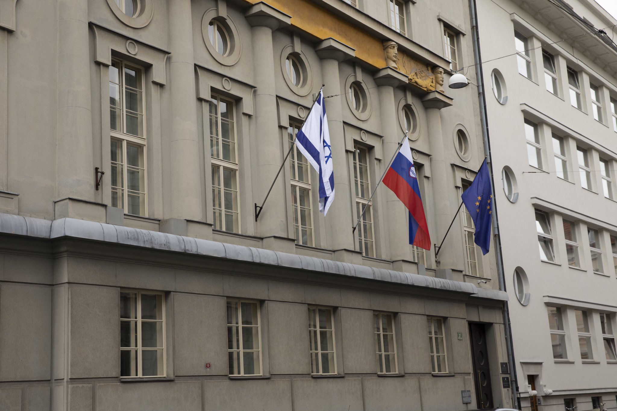 Izraelsko veleposlaništvo v Ljubljani že septembra? Na odprtje bi lahko prišel tudi zunanji minister