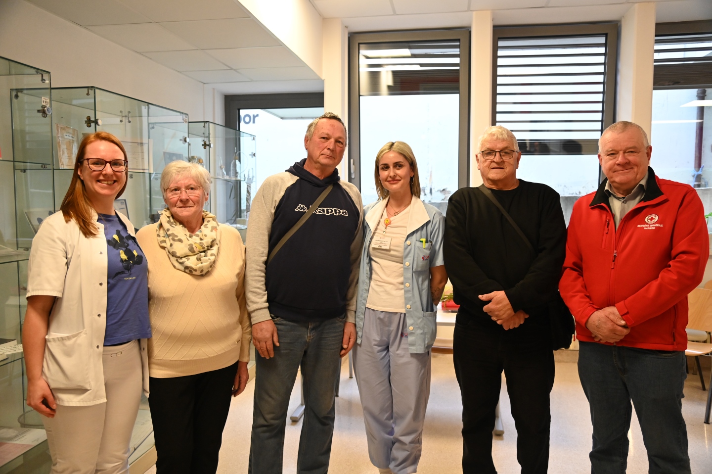 Krvi ne moreš plačati z denarjem: V UKC Maribor že stotič darovala kri