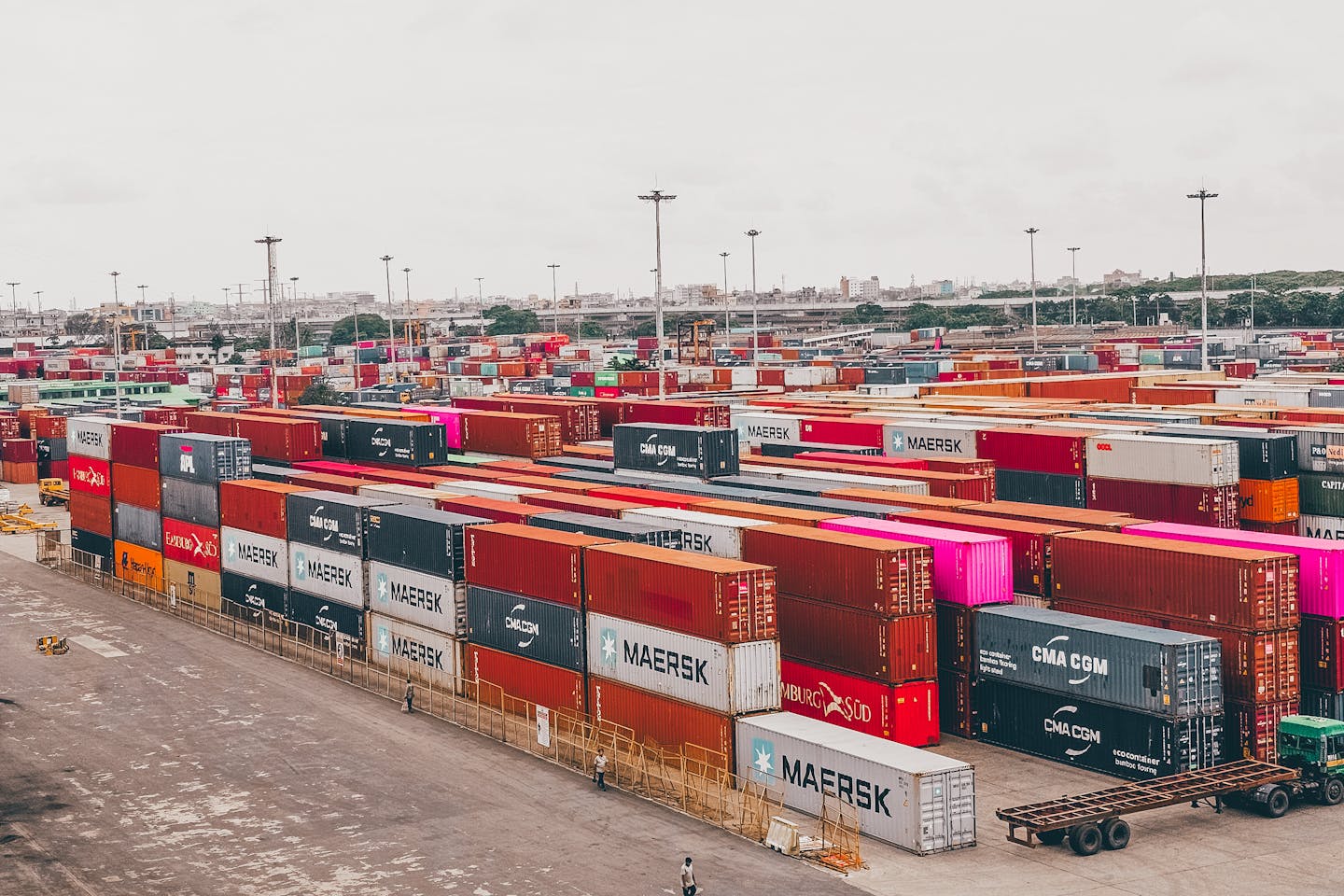 Vzrok za skrb? Slovenija zabeležila velik upad izvoza v primerjavi z lanskim letom