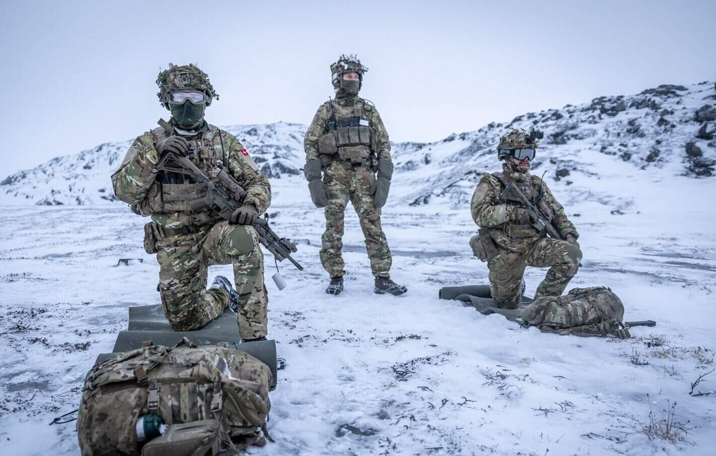 Danski vojaki na Grenlandiji oboroženi in pripravljeni na boj v primeru napada ZDA