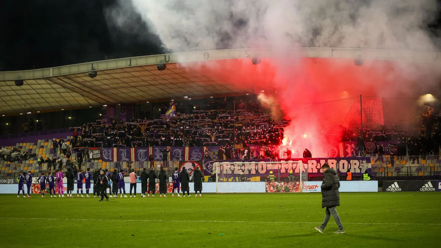 Po derbiju: Maribor in Olimpija bosta zaradi navijačev morala seči globoko v žep