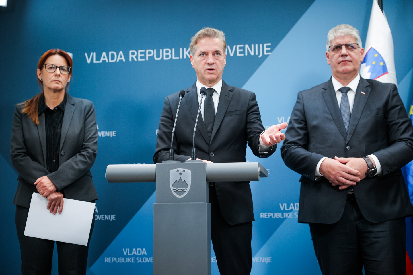 Vlada sprejela predlog Šutarjevega zakona