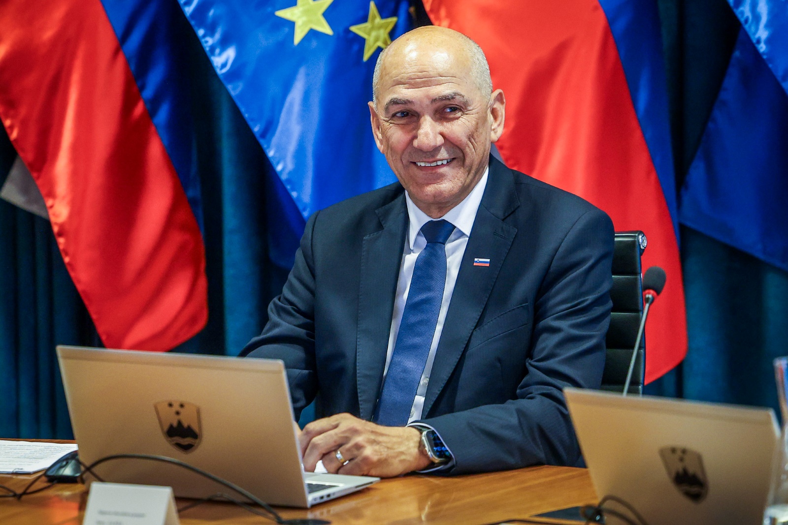 Janša v Bruslju o padcu konkurenčnosti Slovenije: Čaka nas težko delo