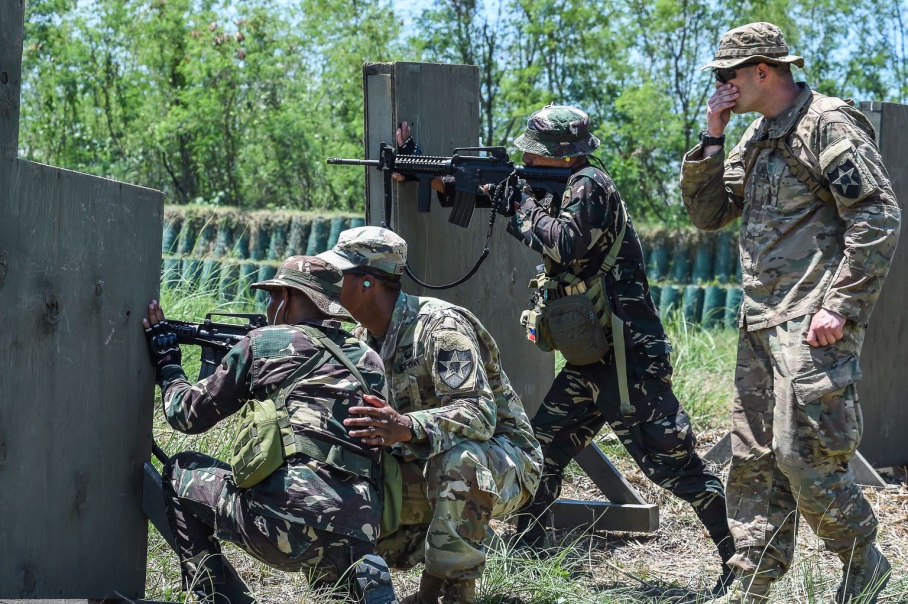 Bo Rusija res napadla Ukrajino? Anketiranci menijo, da ja