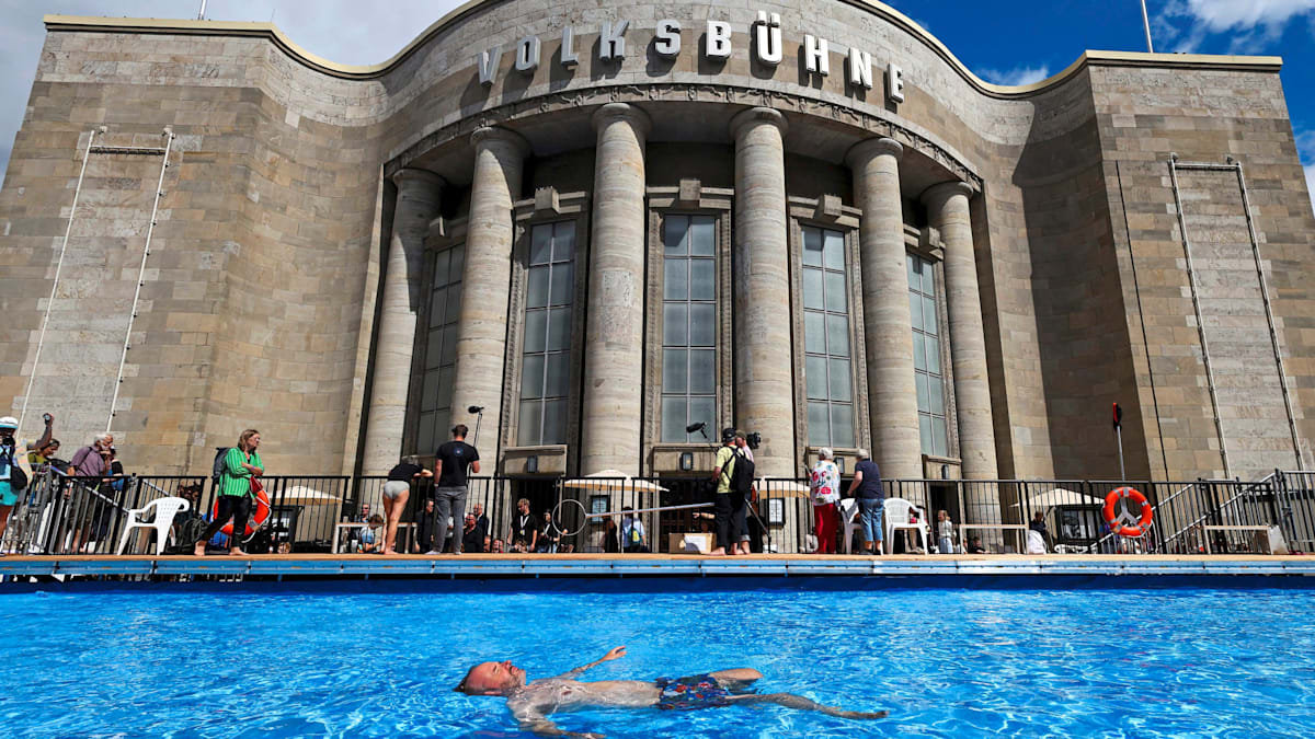 300.000 evrov davkoplačevalskega denarja za bazen, ki naj bi bil namenjen samo temnopoltnim obiskovalcem