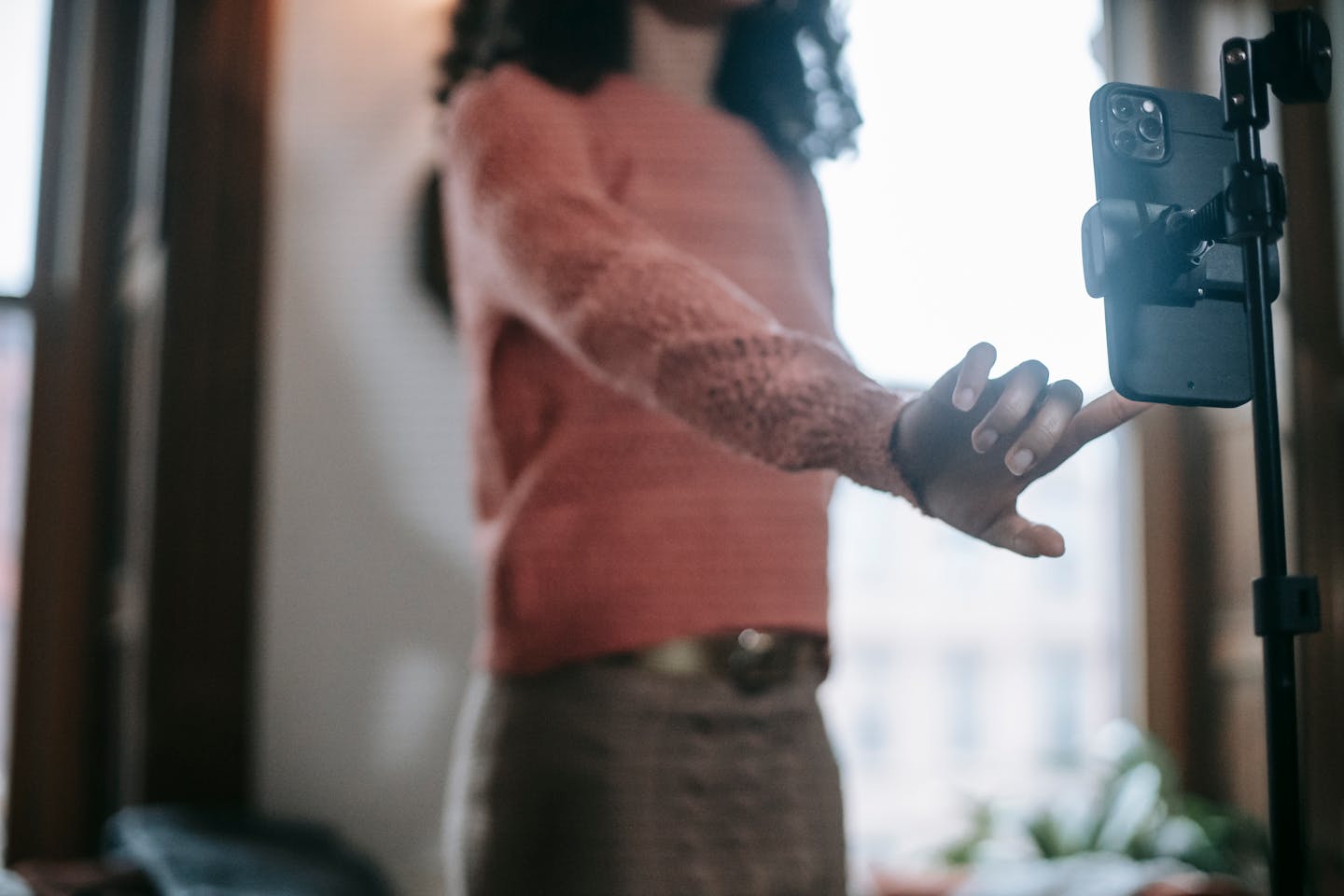 Vplivnice nezaželene, nekaterim grozijo zaporne kazni