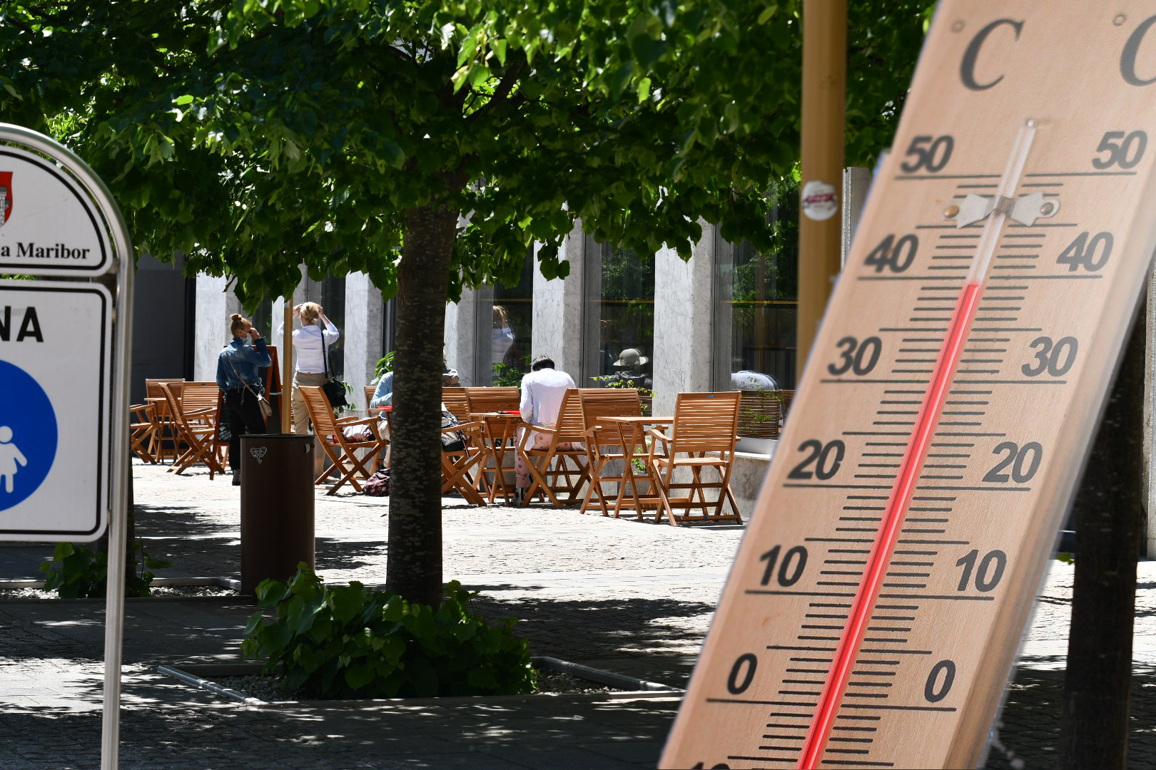 Oranžno opozorilo: Meteorologi razkrivajo, kje in kdaj bo najbolj vroče ter kdaj se vračajo nevihte