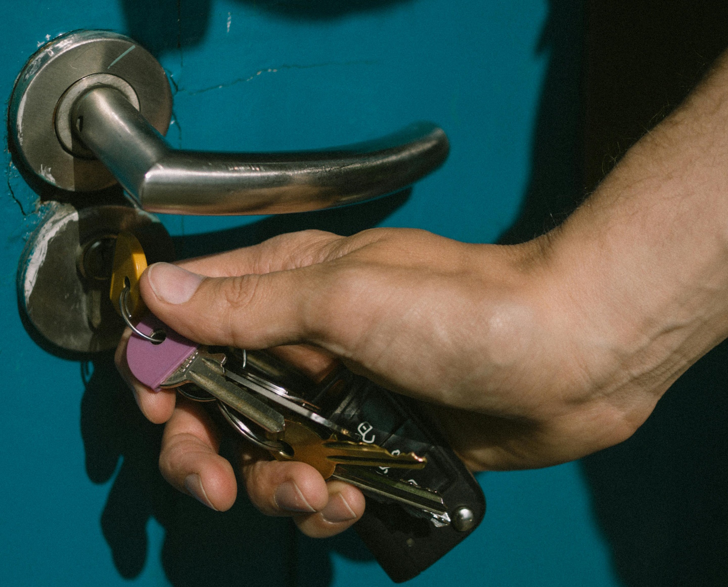 Pazite, koga spustite v svoj dom: Zabeleženih vedno več drznih tatvin