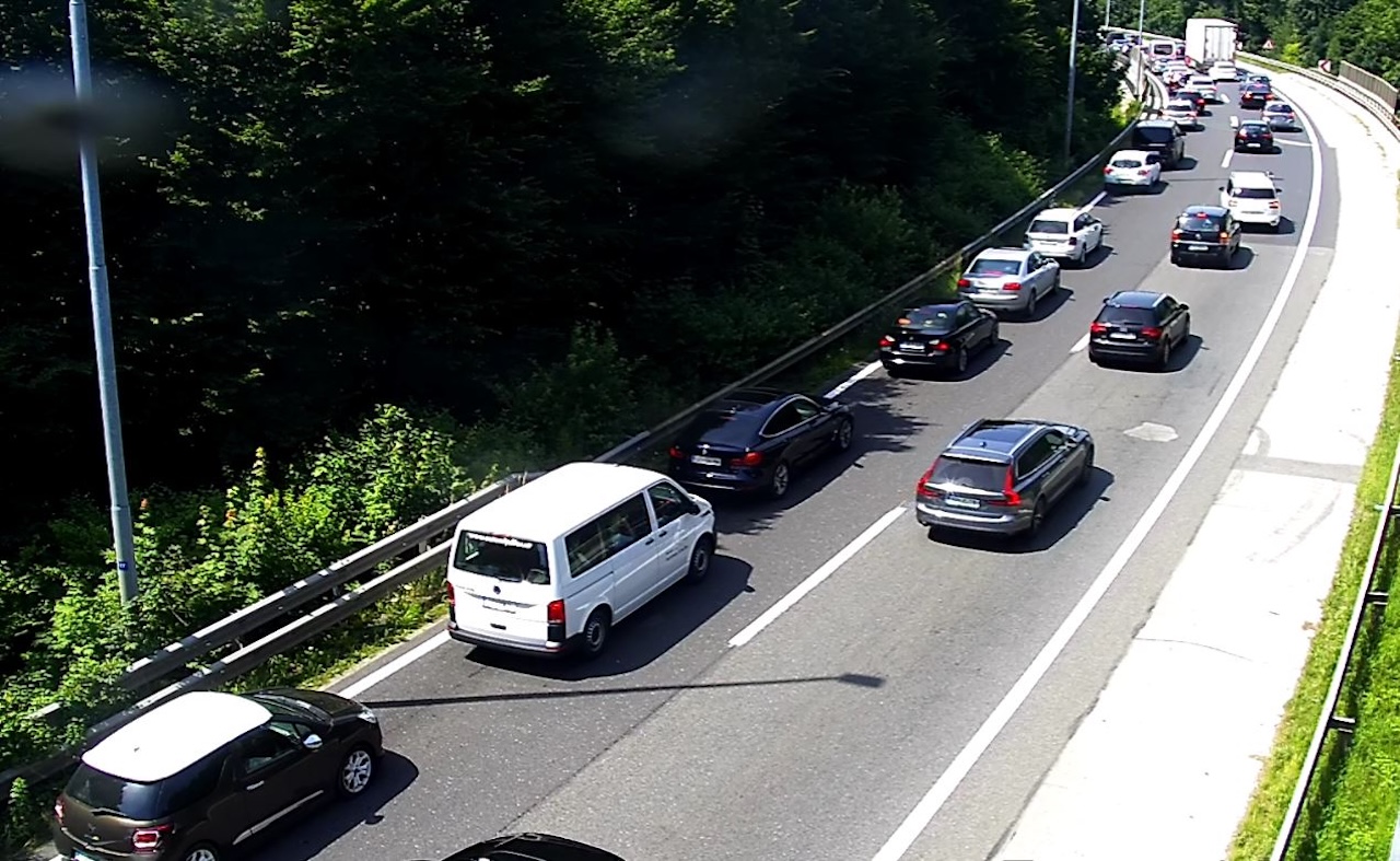 Se vračate z morja? Pozor, na hrvaški avtocesti kar 28 kilometrov dolgi zastoji