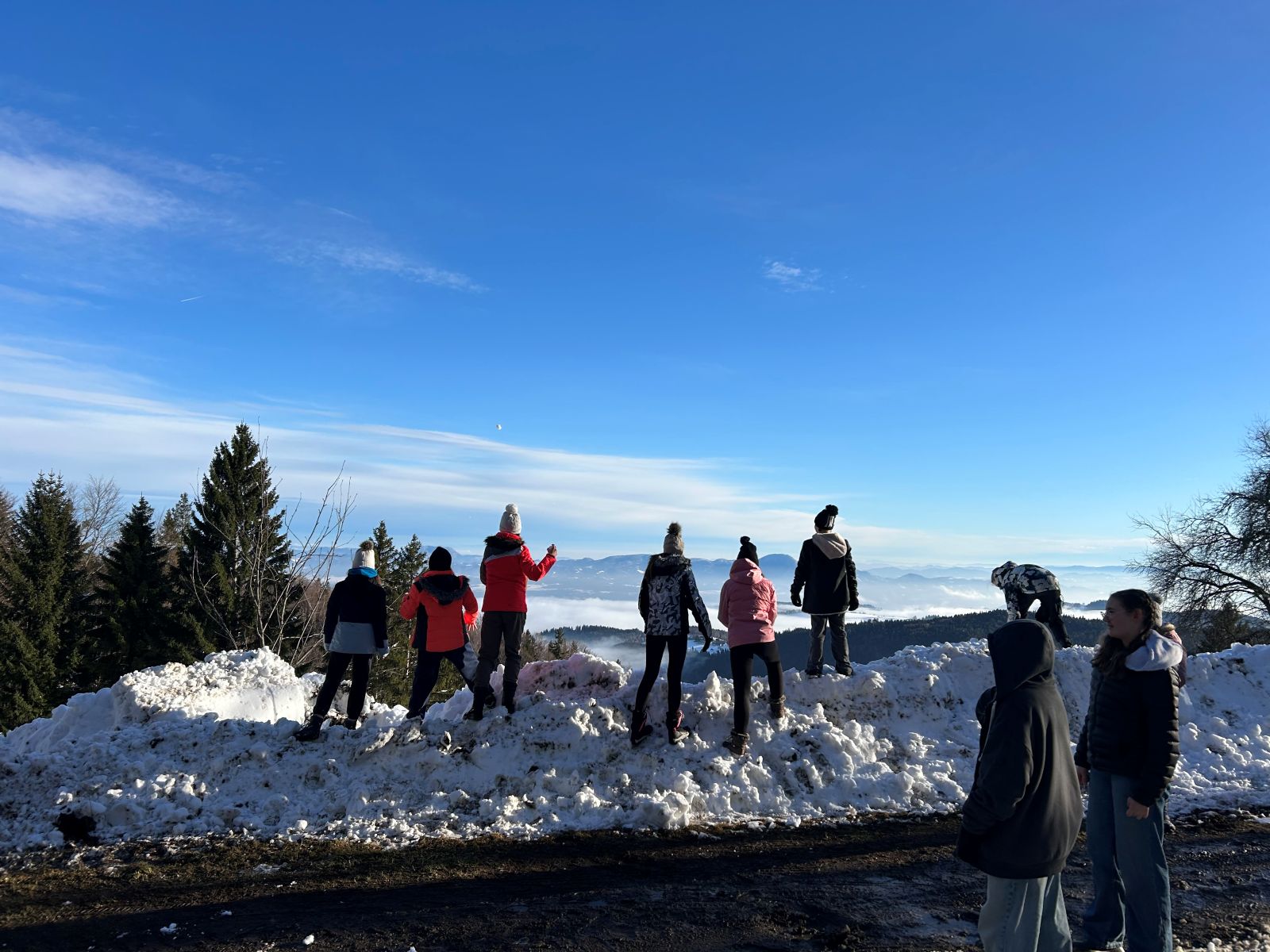 Kolesaril skozi pet držav in otrokom omogočil izkušnjo, ki si jo bodo zapomnili celo življenje