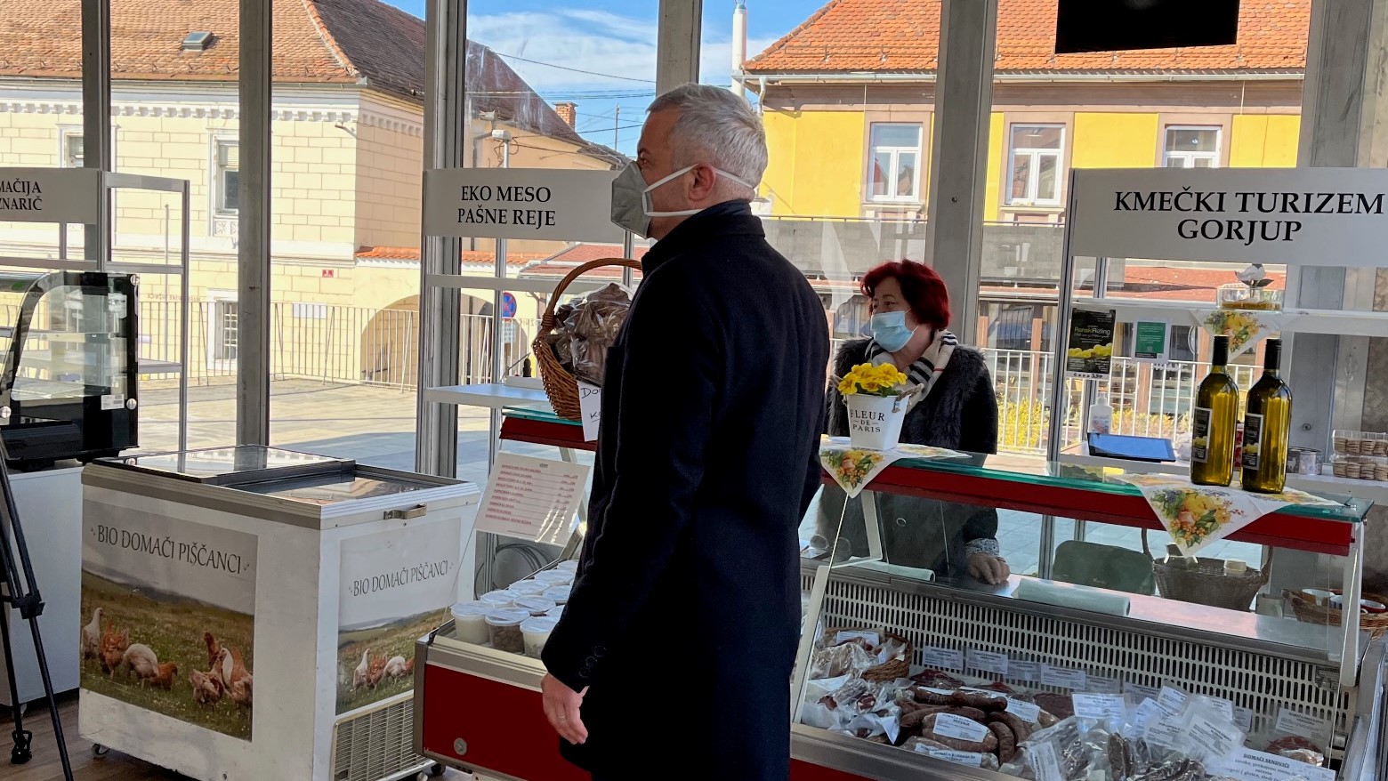 FOTO: V novem mlečno mesnem paviljonu bo svoje izdelke ponujalo 14 prodajalcev