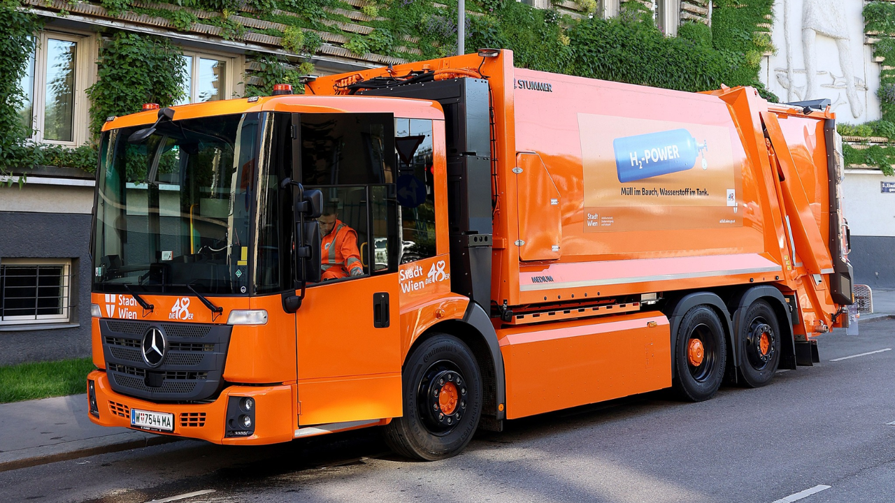 Kamion za odvoz odpadkov na vodikov pogon?
