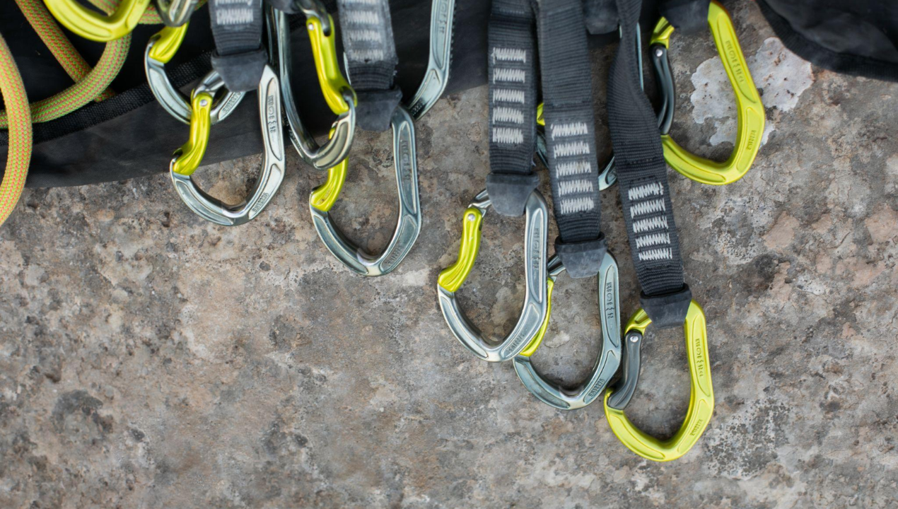 Najboljši povezovalni trakovi in gurtne v letu 2026