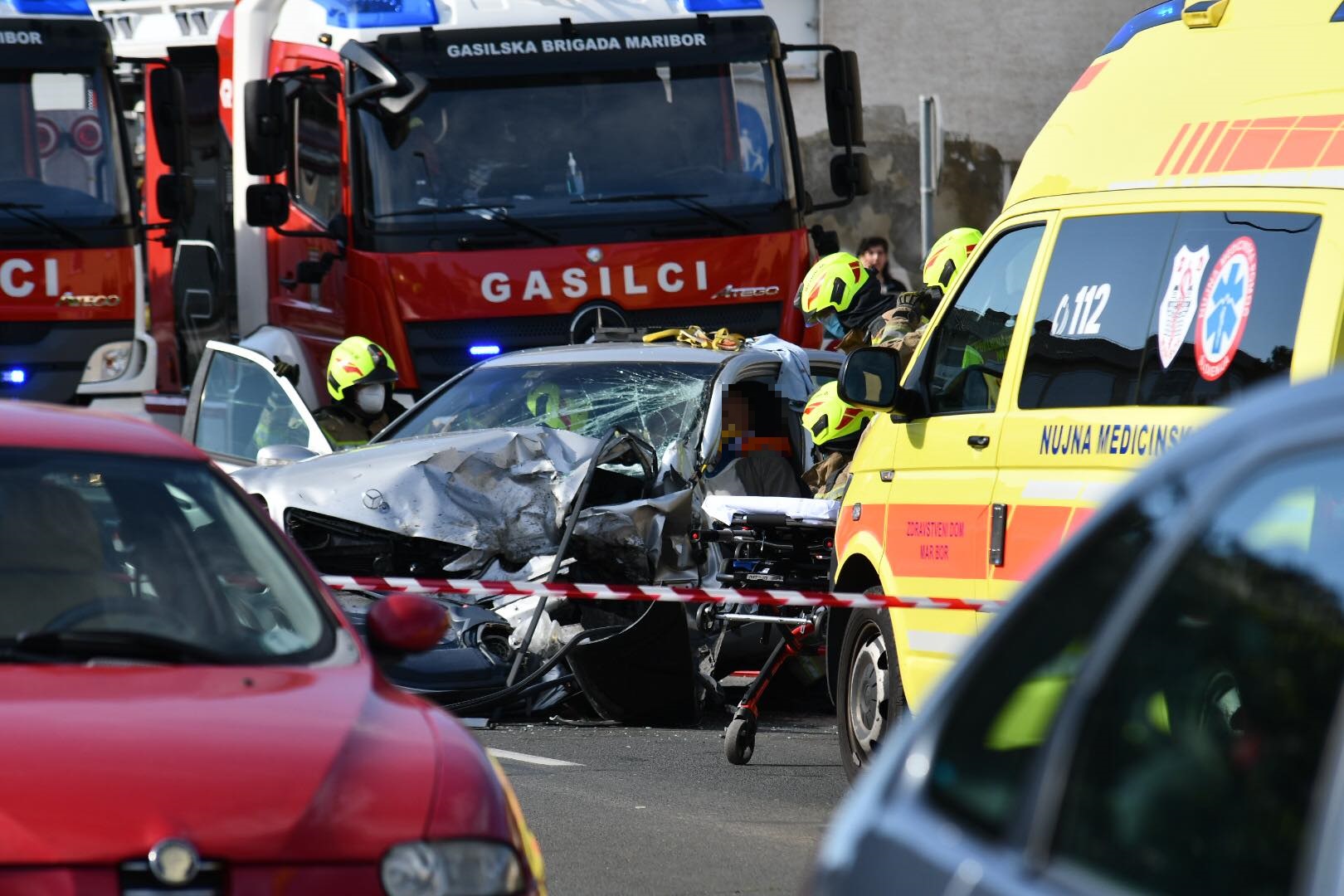 DNEVNA: Je fotografiranje prometnih nesreč kaznivo?