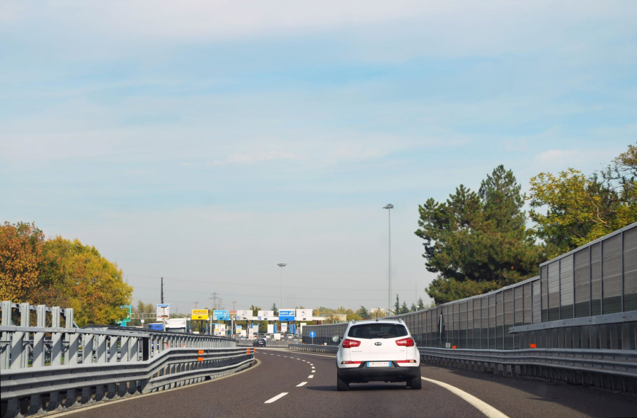 Dvignjena zapornica ne pomeni, da cestnine ni treba plačati