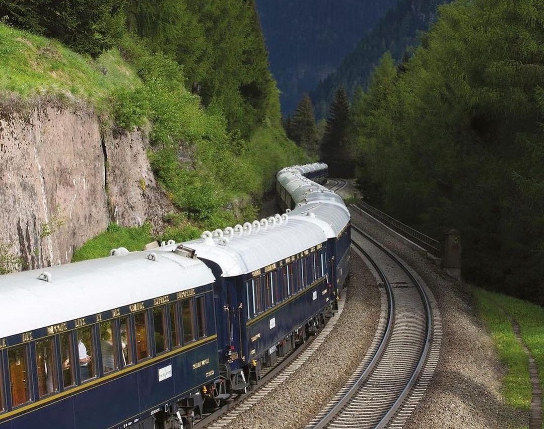 Orient Express spet vozi po Evropi, a je dosegljiv le petičnežem